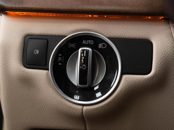 Mercedes-Benz CLS II (C218) Рестайлинг с пробегом 2015 года, цена 3 719 000 рублей, 122721 км, седан, Автокод Объявления