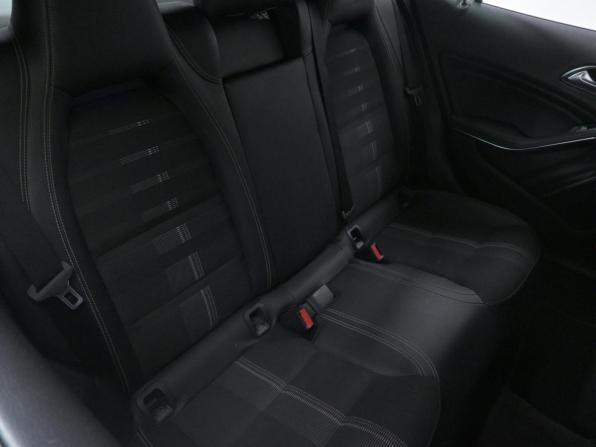 Mercedes-Benz GLA I (X156) Рестайлинг с пробегом 2019 года, цена 2 070 000 рублей, 142098 км, внедорожник, Автокод Объявления