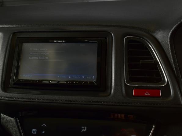 Honda Vezel I с пробегом 2014 года, цена 1 589 995 рублей, 155443 км, внедорожник, Автокод Объявления