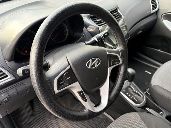 Hyundai Solaris I с пробегом 2013 года, цена 749 000 рублей, 149505 км, седан, Автокод Объявления