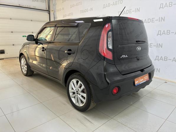 Kia Soul II Рестайлинг с пробегом 2019 года, цена 1 410 000 рублей, 205000 км, хэтчбек, Автокод Объявления