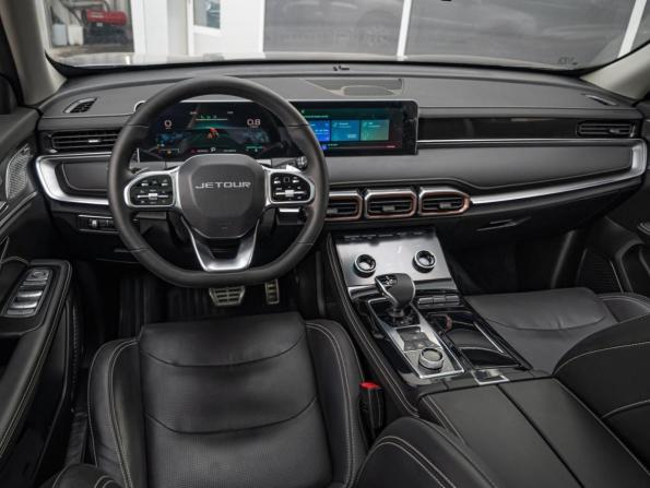 JETOUR X70+ I Рестайлинг с пробегом 2024 года, цена 2 250 000 рублей, 26906 км, внедорожник, Автокод Объявления