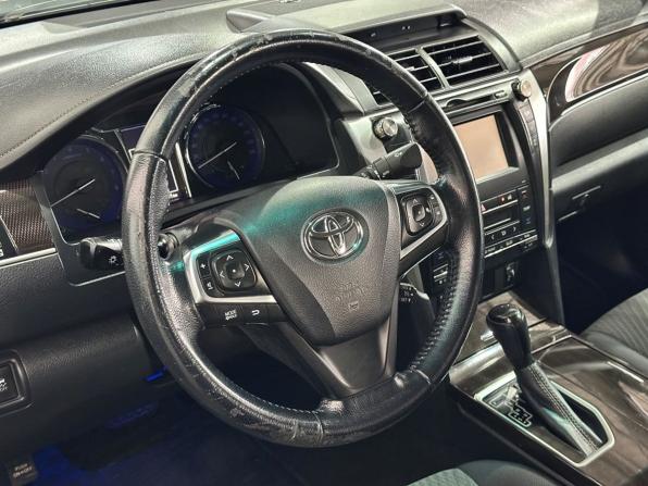 Toyota Camry VII (XV50) Рестайлинг с пробегом 2016 года, цена 1 725 000 рублей, 143130 км, седан, Автокод Объявления