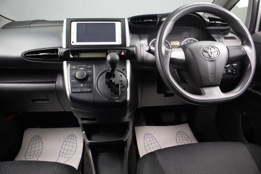 Toyota Wish II Рестайлинг Оренбург  - изображение 9