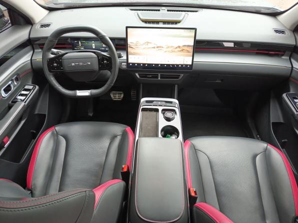 JETOUR DASHING I с пробегом 2024 года, цена 2 871 100 рублей, 17300 км, внедорожник, Автокод Объявления