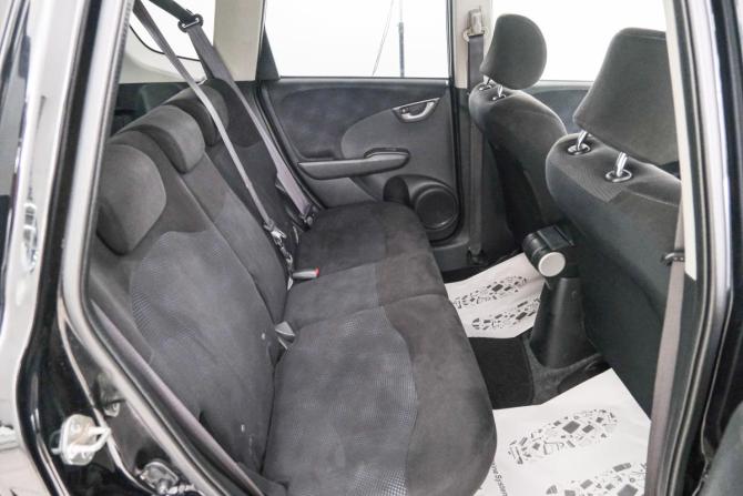 Honda Fit II с пробегом 2013 года, цена 899 000 рублей, 93000 км, хэтчбек, Автокод Объявления