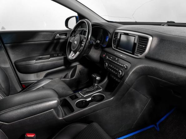Kia Sportage IV Рестайлинг с пробегом 2019 года, цена 1 645 000 рублей, 213000 км, внедорожник, Автокод Объявления