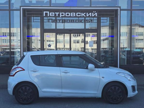 Suzuki Swift IV с пробегом 2011 года, цена 752 000 рублей, 236014 км, хэтчбек, Автокод Объявления