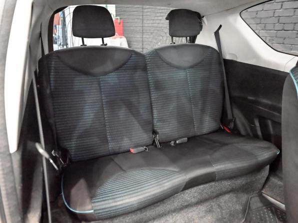 Peugeot 107 I Рестайлинг 2 с пробегом 2012 года, цена 500 000 рублей, 126312 км, хэтчбек, Автокод Объявления