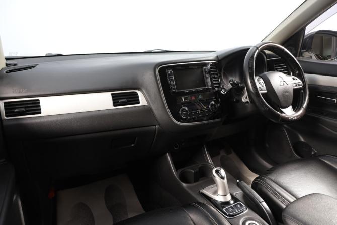 Mitsubishi Outlander III с пробегом 2014 года, цена 1 789 000 рублей, 200000 км, внедорожник, Автокод Объявления