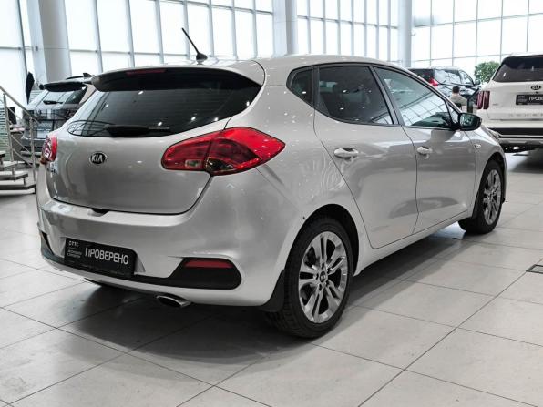 Kia Ceed II с пробегом 2012 года, цена 850 000 рублей, 231236 км, хэтчбек, Автокод Объявления