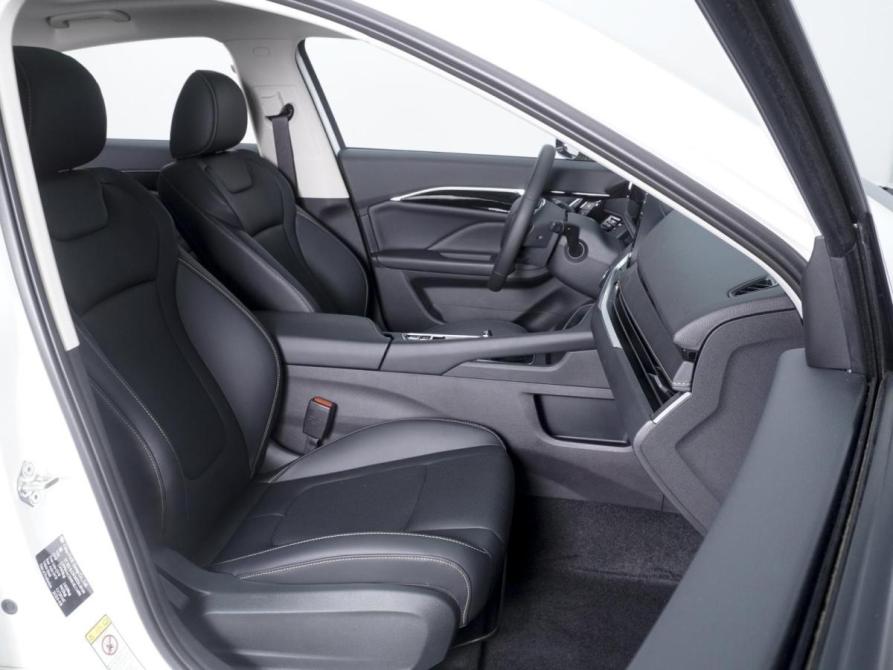 FAW Bestune B70 I Рестайлинг Ростов-на-Дону  - изображение 8