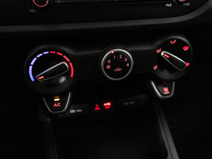 Kia Rio IV Санкт-Петербург  - изображение 15