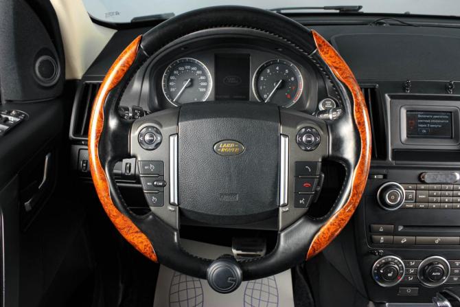 Land Rover Freelander II Рестайлинг 2 с пробегом 2014 года, цена 1 779 000 рублей, 194137 км, внедорожник, Автокод Объявления