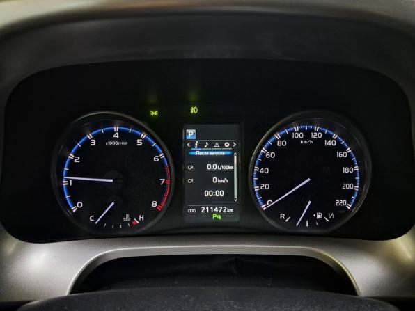 Toyota RAV4 IV (XA40) Рестайлинг с пробегом 2016 года, цена 2 080 000 рублей, 211471 км, внедорожник, Автокод Объявления