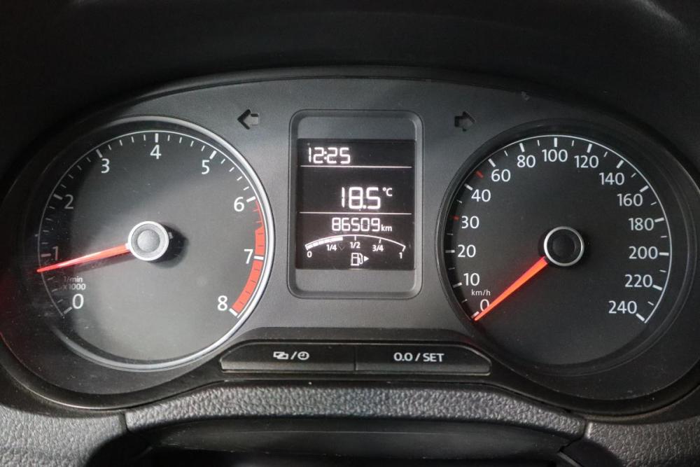 Volkswagen Polo V Рестайлинг Санкт-Петербург  - изображение 16