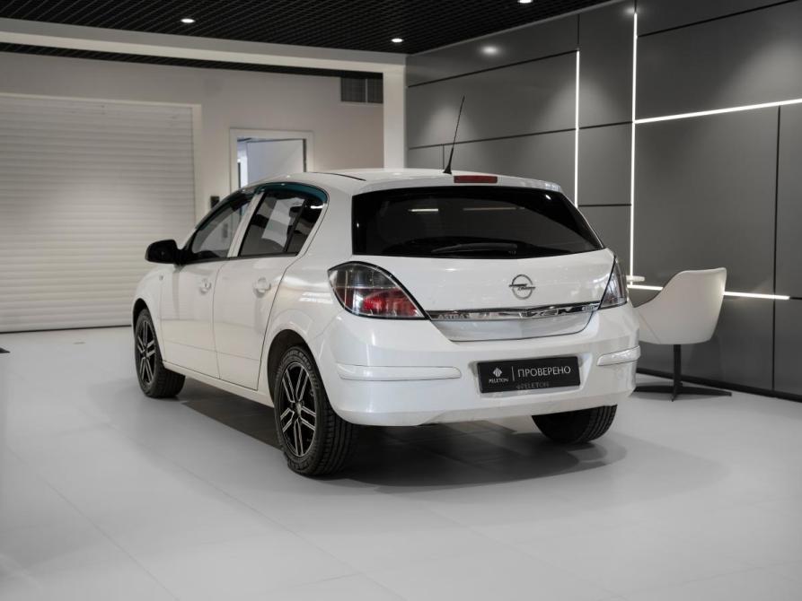 Opel Astra H Рестайлинг Москва  - изображение 4