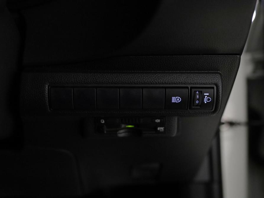 Toyota Corolla XII (E210) Якутск  - изображение 7