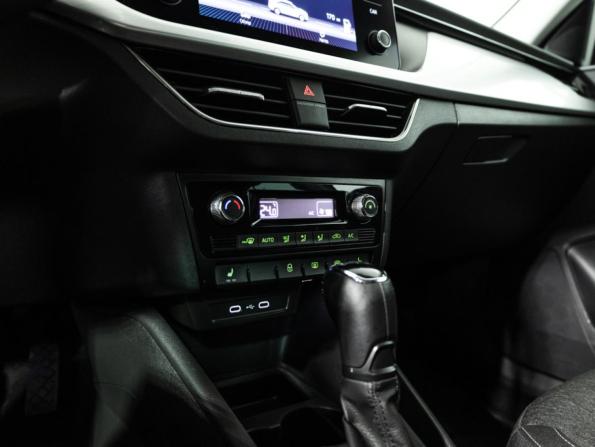 Skoda Rapid II с пробегом 2020 года, цена 1 795 000 рублей, 66647 км, лифтбек, Автокод Объявления