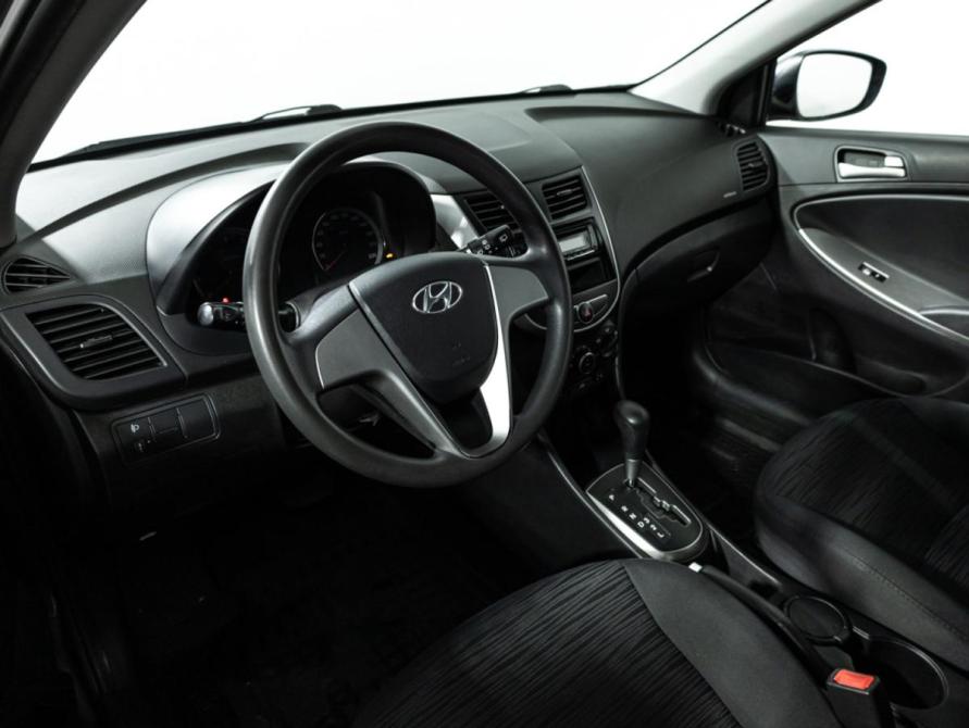Hyundai Solaris I Рестайлинг Санкт-Петербург  - изображение 12