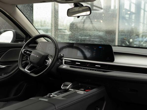 Chery Arrizo 8 с пробегом 2024 года, цена 2 070 000 рублей, 52003 км, седан, Автокод Объявления