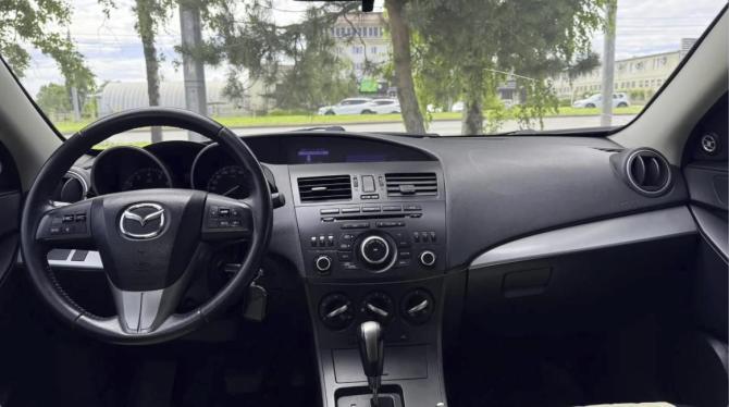 Mazda 3 II (BL) Рестайлинг с пробегом 2011 года, цена 920 000 рублей, 161995 км, хэтчбек, Автокод Объявления