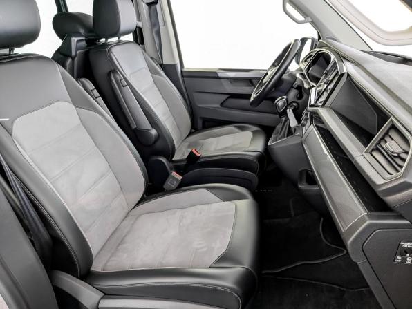 Volkswagen Multivan T6 Рестайлинг с пробегом 2021 года, цена 6 000 000 рублей, 120666 км, минивэн, Автокод Объявления