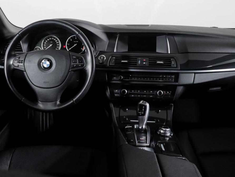 BMW 5 серии VI (F10/F11/F07) Рестайлинг Москва  - изображение 12