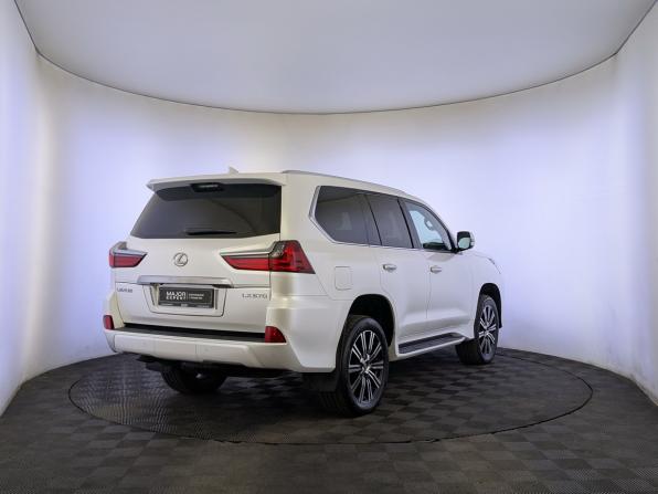 Lexus LX III Рестайлинг 2 с пробегом 2018 года, цена 7 950 000 рублей, 154891 км, внедорожник, Автокод Объявления