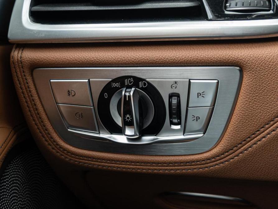 BMW 7 серии VI (G11/G12) Краснодар  - изображение 32