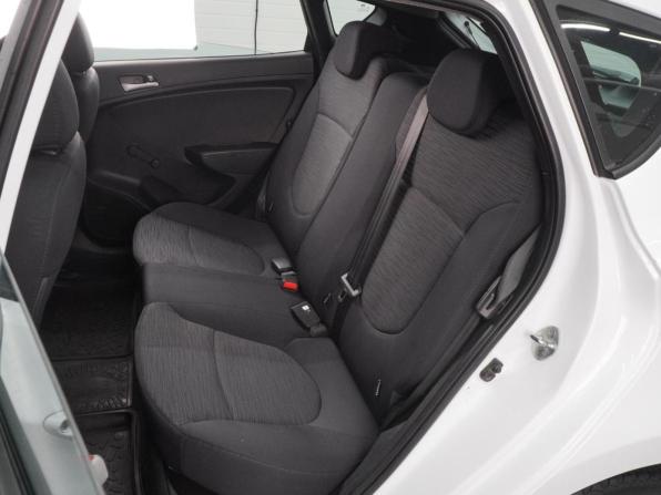 Hyundai Solaris I Рестайлинг с пробегом 2015 года, цена 989 000 рублей, 116312 км, хэтчбек, Автокод Объявления