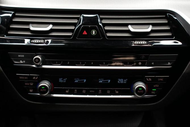 BMW 5 серии VII (G30/G31/G38) с пробегом 2019 года, цена 3 735 000 рублей, 161010 км, седан, Автокод Объявления