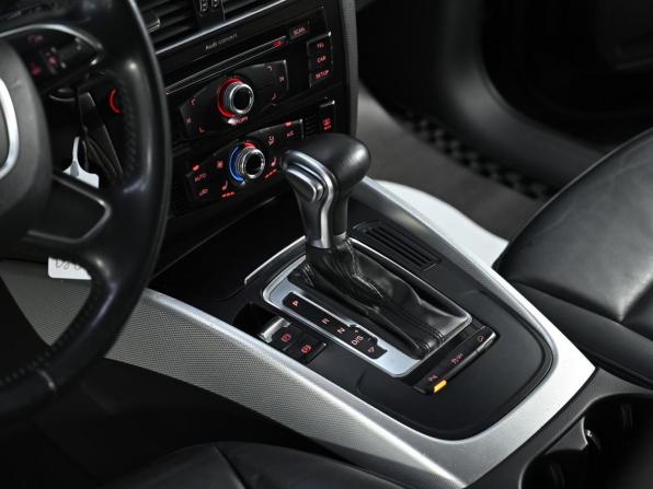 Audi Q5 I (8R) Рестайлинг с пробегом 2015 года, цена 1 849 000 рублей, 153000 км, внедорожник, Автокод Объявления