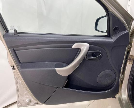Renault Logan I Рестайлинг с пробегом 2010 года, цена 380 000 рублей, 176834 км, седан, Автокод Объявления