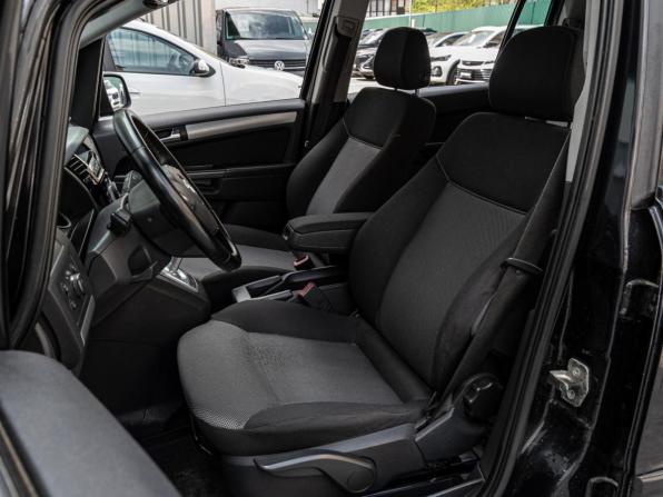 Opel Zafira B Рестайлинг с пробегом 2011 года, цена 699 000 рублей, 251903 км, компактвэн, Автокод Объявления