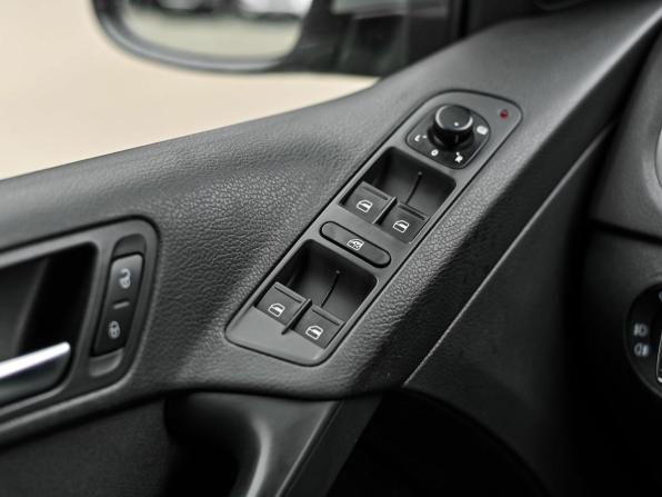 Volkswagen Tiguan I Рестайлинг с пробегом 2014 года, цена 1 140 000 рублей, 173212 км, внедорожник, Автокод Объявления