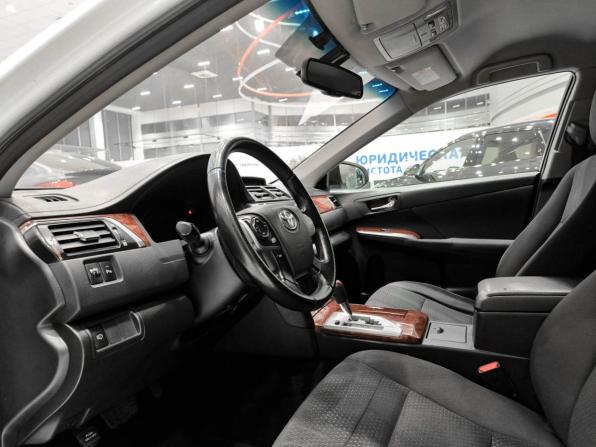 Toyota Camry VII (XV50) с пробегом 2012 года, цена 1 350 000 рублей, 220730 км, седан, Автокод Объявления