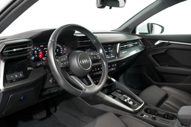 Audi A3 IV (8Y) с пробегом 2021 года, цена 3 150 000 рублей, 28240 км, хэтчбек, Автокод Объявления
