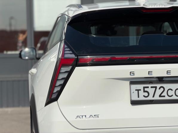 Geely Atlas II с пробегом 2024 года, цена 3 199 000 рублей, 4269 км, внедорожник, Автокод Объявления