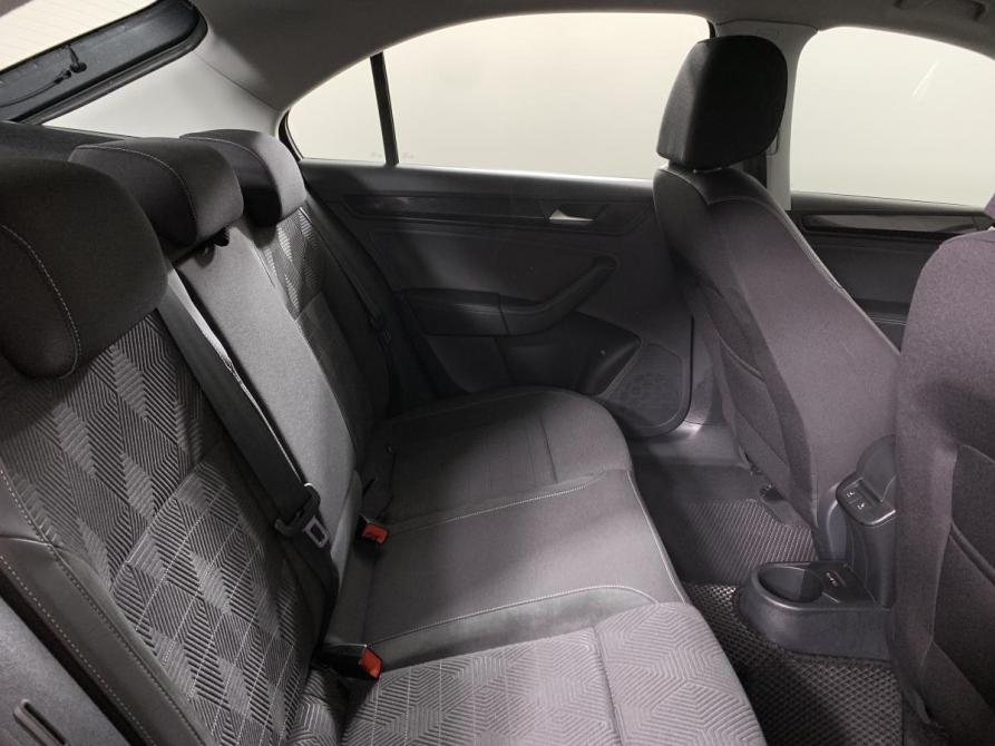 Volkswagen Polo VI Москва  - изображение 17
