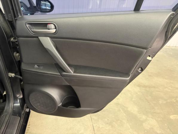 Mazda 3 II (BL) с пробегом 2010 года, цена 997 000 рублей, 85000 км, седан, Автокод Объявления