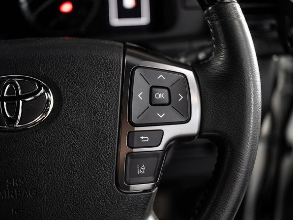 Toyota HiAce H200 Рестайлинг с пробегом 2020 года, цена 5 390 000 рублей, 45207 км, минивэн, Автокод Объявления