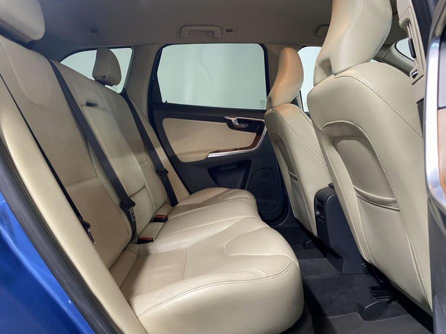 Volvo XC60 I Рестайлинг Москва  - изображение 20