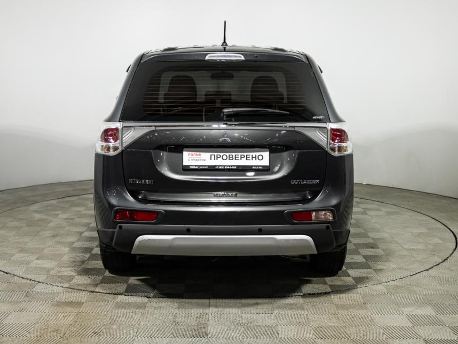 Mitsubishi Outlander III Рестайлинг Санкт-Петербург  - изображение 5