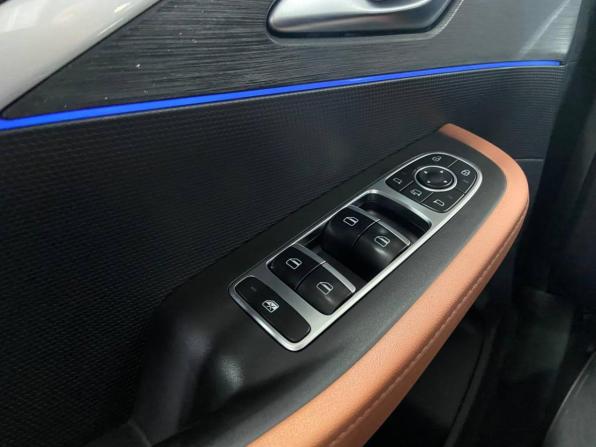 Omoda C5 I с пробегом 2022 года, цена 1 690 000 рублей, 61340 км, внедорожник, Автокод Объявления