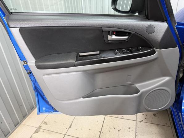 Suzuki SX4 I (Classic) Рестайлинг с пробегом 2011 года, цена 660 000 рублей, 147450 км, хэтчбек, Автокод Объявления
