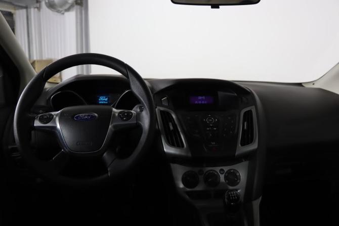 Ford Focus III с пробегом 2012 года, цена 829 990 рублей, 89169 км, хэтчбек, Автокод Объявления