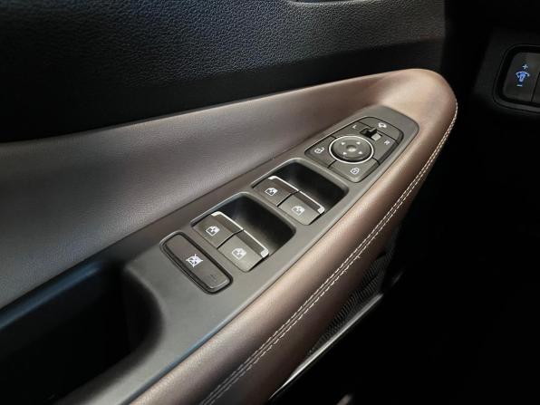 Hyundai Santa Fe IV с пробегом 2019 года, цена 3 050 000 рублей, 113084 км, внедорожник, Автокод Объявления