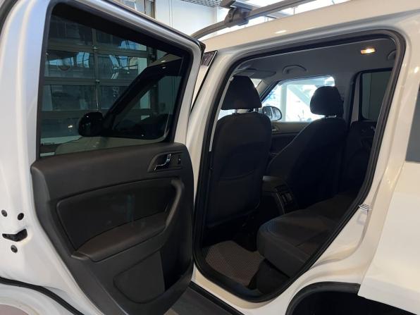 Skoda Yeti I Рестайлинг с пробегом 2014 года, цена 1 095 000 рублей, 180872 км, внедорожник, Автокод Объявления