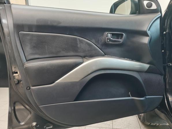 Mitsubishi Outlander II с пробегом 2007 года, цена 1 050 000 рублей, 286574 км, внедорожник, Автокод Объявления